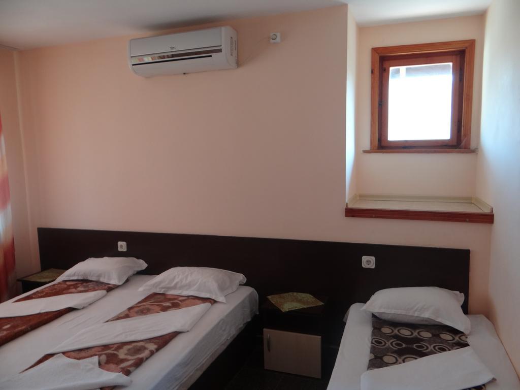 Guest House Lazur オブゾー 部屋 写真